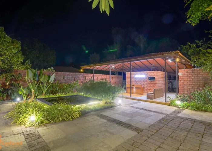 Jomo Resort